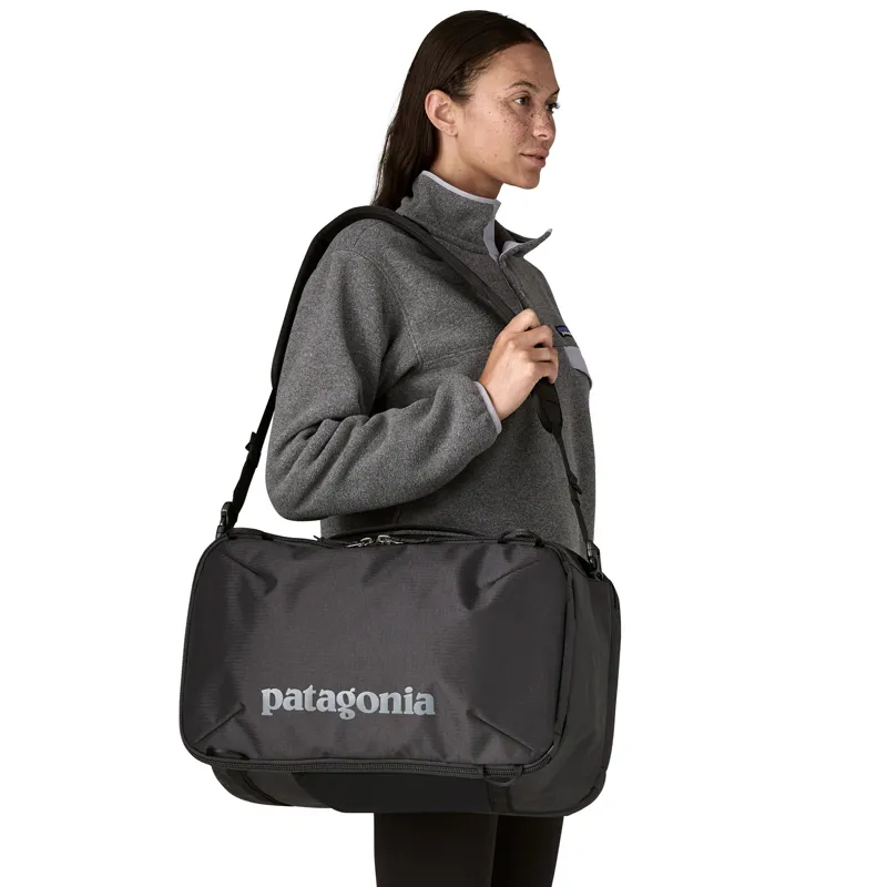 Patagonia Black Hole Mini MLC Black on Black-3