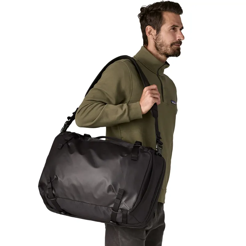 Patagonia Black Hole MLC Black on Black-2