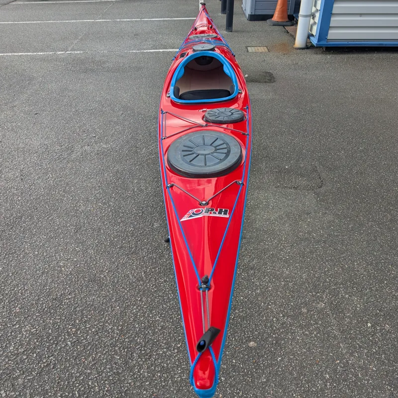 P and H Volan 160 Sea Kayak Classic Construction Red / Anchusa Blue / White-3