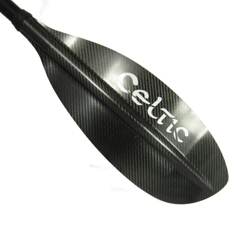 Celtic Paddles Pro Sea Touring 700 - Carbon Blade Straight Leverlock	