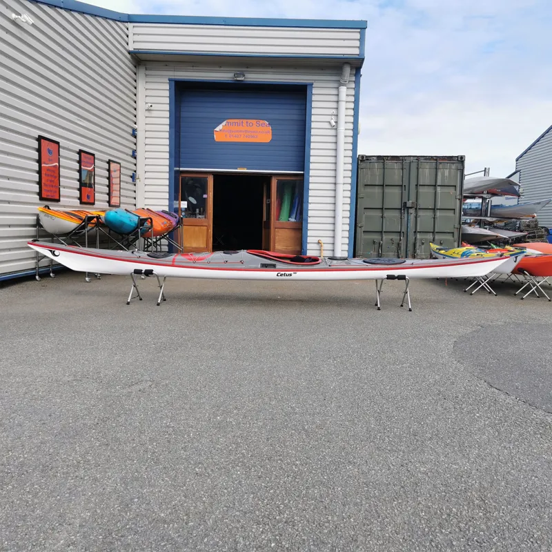 P and H Cetus MV Lightweight Carbon/Kevlar Infusion Grey/Red/White Cosmetic Second-2