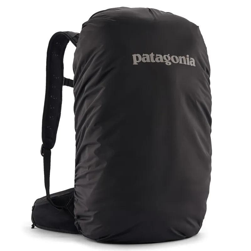 2024 Patagonia Altvia Pack 28L Unisex Backpack Black-3
