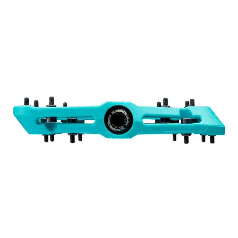 Race Face Chester Pedal Turquoise - Flat MTB Pedals with replaceable pins-2